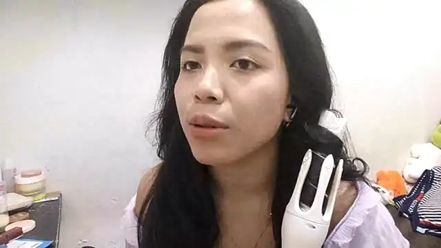 LiliyanaS online show from April 2026 05:45:02 AM