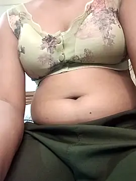 dearmona00 online show from June 2026 06:56:02 PM