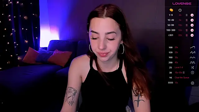CharliGrace  online show from June 2026 12:33:01 PM