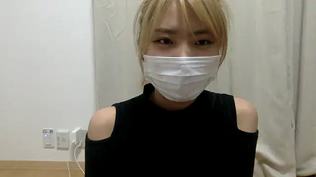 Snapshot of _Misa_misako_ chatting on April 2026 11:35:02 AM Misa misako online show from April 2026 11:35:02 AM