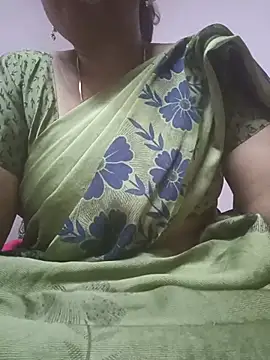 Snapshot of Tamilaunty35 chatting on July 2026 04:45:02 PM Tamilaunty35 online show from July 2026 04:45:02 PM
