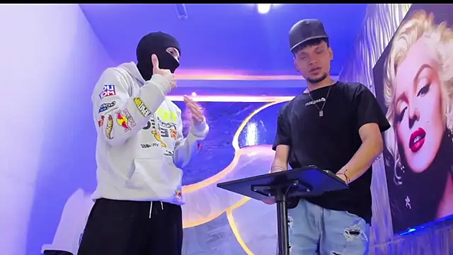 Snapshot of Iam_steven_ chatting on April 2026 03:25:01 PM Iam steven online show from April 2026 03:25:01 PM