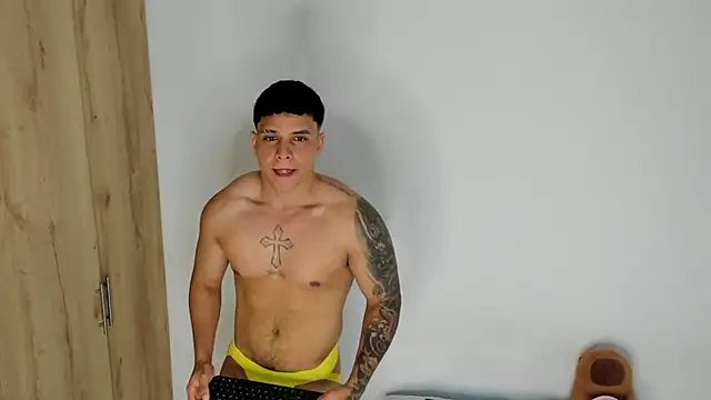 DrakeSmith  online show from April 2026 10:57:02 PM