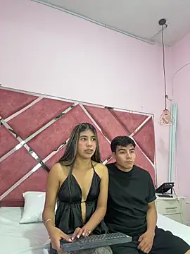 Kimmiebellarie online show from April 2026 01:06:02 PM