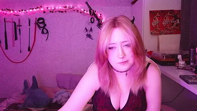 Snapshot of plumpy_girl chatting on April 2026 07:10:01 PM plumpy girl online show from April 2026 07:10:01 PM