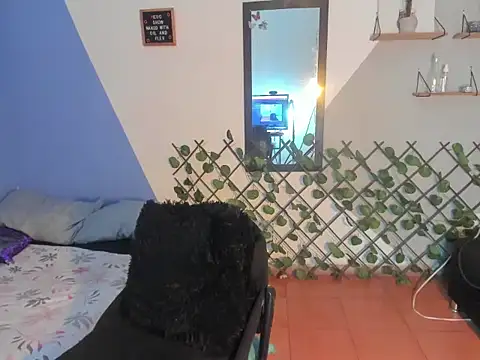 MilaValentine online show from April 2026 07:52:02 PM