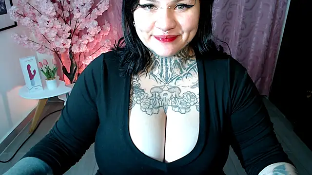sherlytattos online show from April 2026 06:40:01 AM