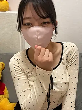 Snapshot of aoi_816 chatting on May 2026 07:35:02 AM aoi 816 online show from May 2026 07:35:02 AM