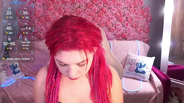 Snapshot of PinkyTrix chatting on April 2026 12:50:02 PM PinkyTrix online show from April 2026 12:50:02 PM