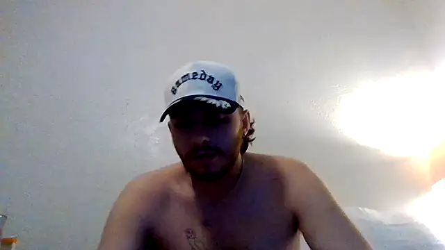 Snapshot of tallhungcloudzz chatting on April 2026 04:48:01 AM tallhungcloudzz online show from April 2026 04:48:01 AM