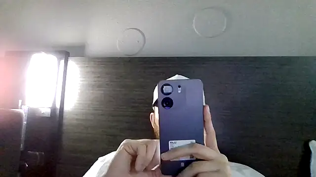 Snapshot of tallhungcloudzz chatting on April 2026 05:54:02 AM tallhungcloudzz online show from April 2026 05:54:02 AM