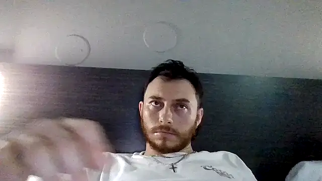 Snapshot of tallhungcloudzz chatting on April 2026 01:41:02 PM tallhungcloudzz online show from April 2026 01:41:02 PM