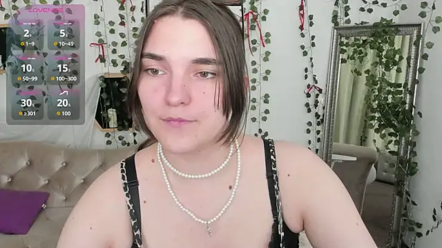 Rune Veila online show from May 2026 09:09:02 PM