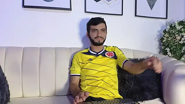 EmmanuelVoss online show from April 2026 04:15:01 AM