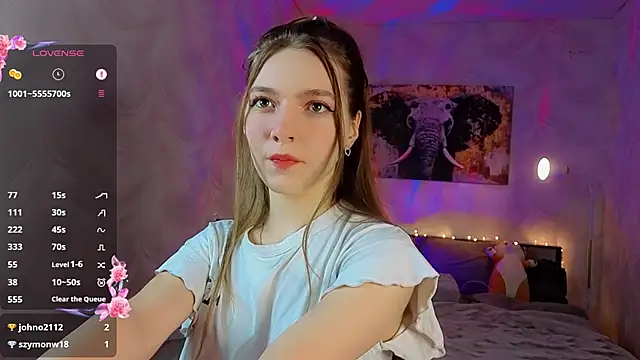 AuraLune   online show from May 2026 02:02:01 PM