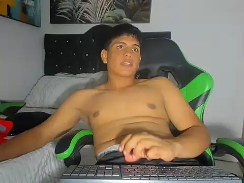 magnust miller  online show from April 2026 01:52:02 AM