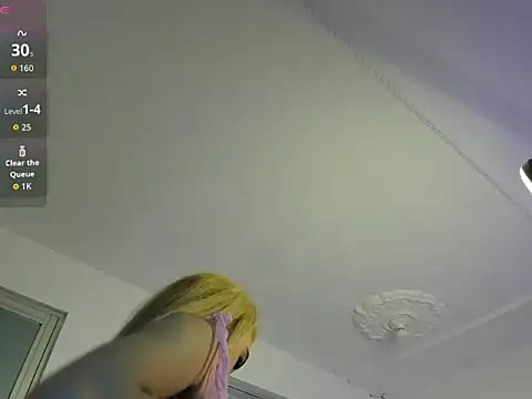 Snapshot of Dulce_violetta_ chatting on June 2026 07:26:02 PM Dulce violetta online show from June 2026 07:26:02 PM