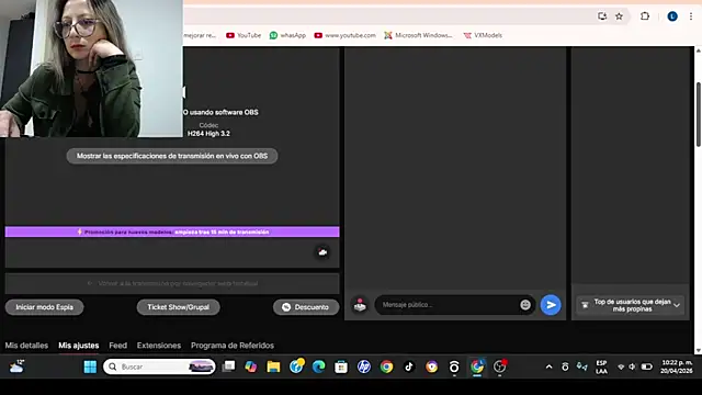 Snapshot of VALELUXX chatting on April 2026 03:24:02 AM VALELUXX online show from April 2026 03:24:02 AM