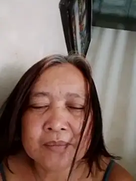 Snapshot of jeanyummytits chatting on April 2026 05:23:01 AM jeanyummytits online show from April 2026 05:23:01 AM