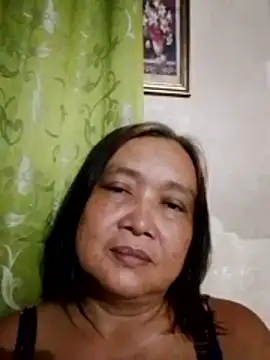 jeanyummytits online show from June 2026 09:33:01 AM