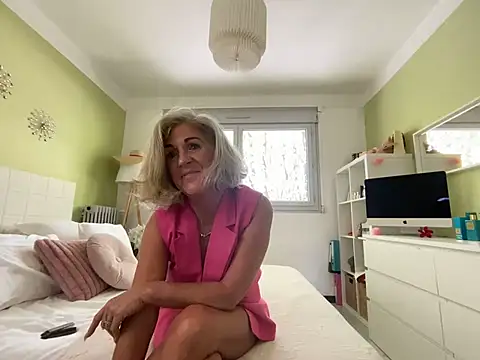 NaughtyMonicaUK online show from April 2026 08:20:01 AM