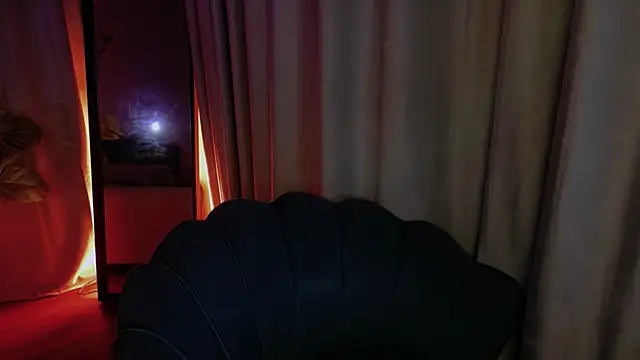 Snapshot of HazelHayesss chatting on April 2026 03:50:02 PM HazelHayesss online show from April 2026 03:50:02 PM
