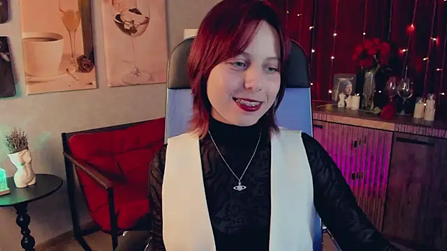 VivienneHebert online show from May 2026 12:57:02 PM
