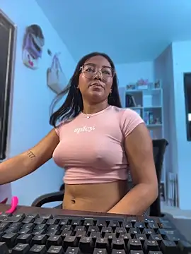 Daliaseren online show from April 2026 03:04:02 PM