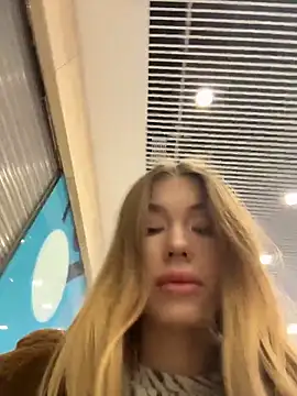 Risky Mia69 online show from April 2026 03:57:01 PM