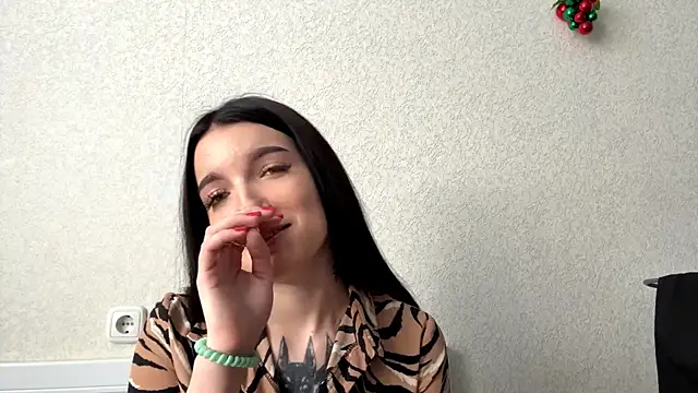 Snapshot of holoris chatting on April 2026 10:38:02 AM holoris online show from April 2026 10:38:02 AM