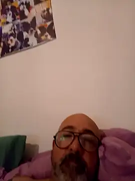 Snapshot of Dietosca chatting on April 2026 04:30:01 AM Dietosca online show from April 2026 04:30:01 AM