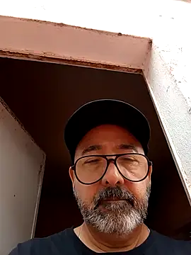 Snapshot of Dietosca chatting on April 2026 04:56:02 PM Dietosca online show from April 2026 04:56:02 PM