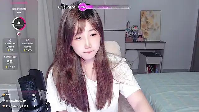 Snapshot of MissBunny_2026 chatting on April 2026 01:30:01 AM MissBunny 2026 online show from April 2026 01:30:01 AM
