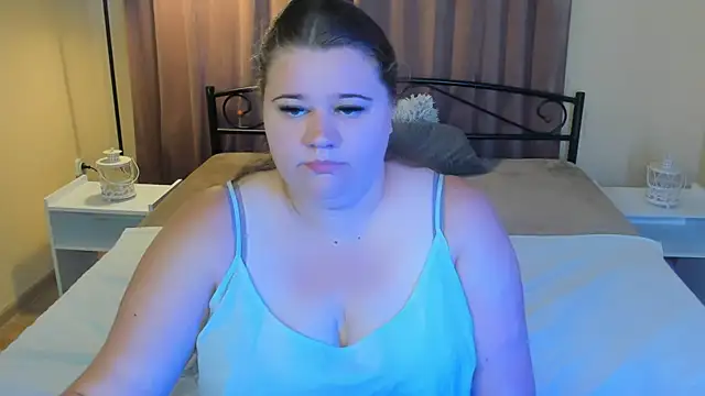 Snapshot of Bella_Blvck chatting on July 2026 05:33:02 AM Bella Blvck online show from July 2026 05:33:02 AM