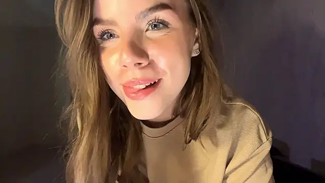 LeishaRocher online show from April 2026 07:58:01 PM