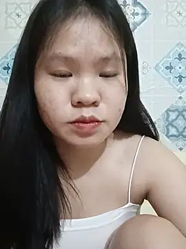 Snapshot of Seraphinahh chatting on June 2026 03:05:01 PM Seraphinahh online show from June 2026 03:05:01 PM