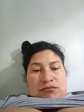 Viky504 online show from April 2026 06:14:02 PM