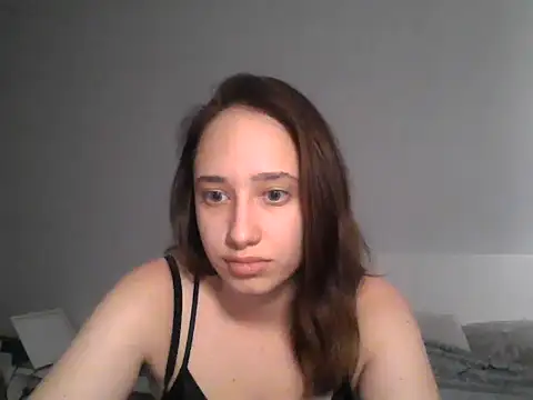 Snapshot of DarkMirel chatting on June 2026 05:18:01 PM DarkMirel online show from June 2026 05:18:01 PM