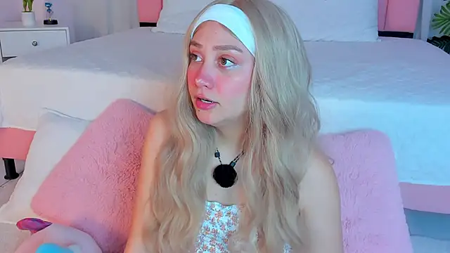 sweett fire online show from April 2026 05:41:02 PM