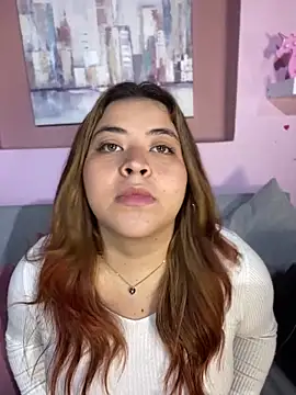 ZoeBennett Pink online show from April 2026 06:14:02 PM