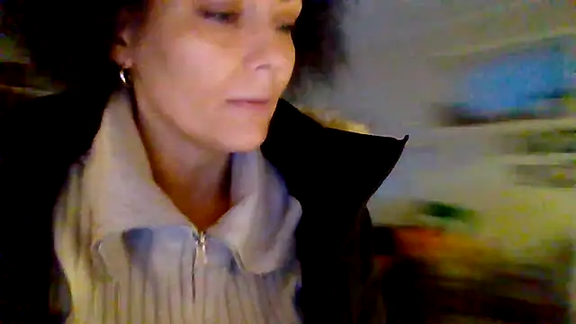 shyhornymommy online show from April 2026 08:50:01 PM