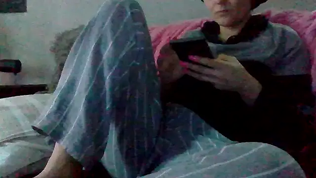 shyhornymommy online show from April 2026 03:11:01 AM
