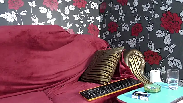 Snapshot of LiammJames chatting on April 2026 07:58:01 PM LiammJames online show from April 2026 07:58:01 PM