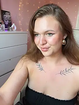 SweetLikaaa online show from June 2026 04:40:02 PM