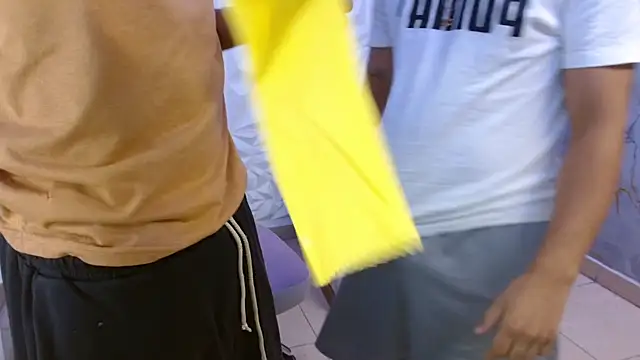 Snapshot of goldenjyj chatting on April 2026 03:08:01 PM goldenjyj online show from April 2026 03:08:01 PM