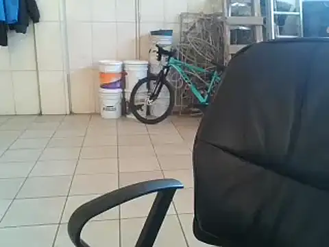 Snapshot of Oskr2024XXX chatting on January 2025 05:11:01 PM Oskr2024XXX online show from January 2025 05:11:01 PM