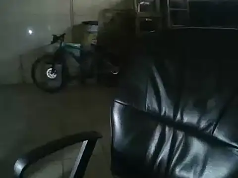 Snapshot of Oskr2024XXX chatting on January 2025 12:17:01 AM Oskr2024XXX online show from January 2025 12:17:01 AM