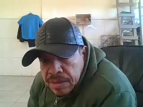 Snapshot of Oskr2024XXX chatting on January 2025 07:28:01 PM Oskr2024XXX online show from January 2025 07:28:01 PM