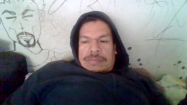 Snapshot of Oskr2024XXX chatting on November 2025 07:05:02 PM Oskr2024XXX online show from November 2025 07:05:02 PM