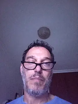 Snapshot of Miramipollagorda chatting on April 2026 04:15:01 AM Miramipollagorda online show from April 2026 04:15:01 AM